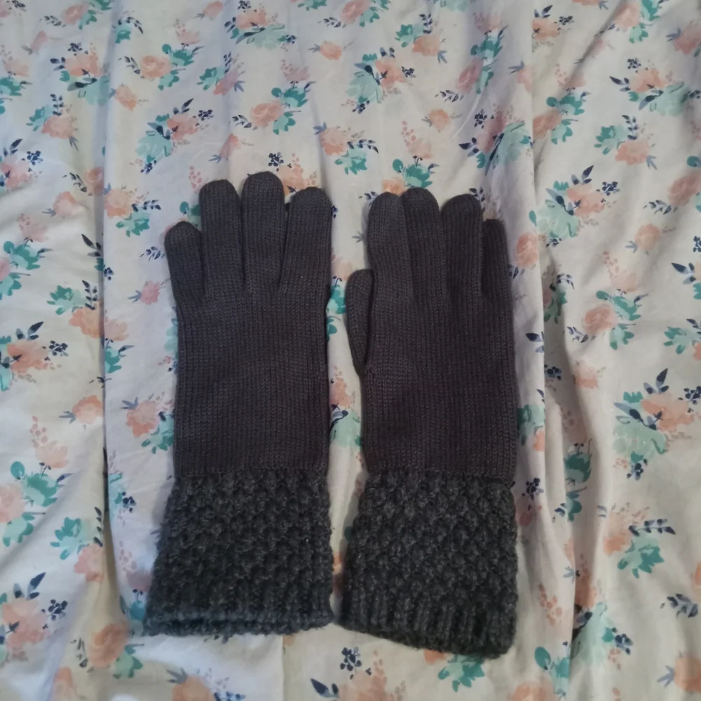 Women's Charcoal Gray Echo Gloves